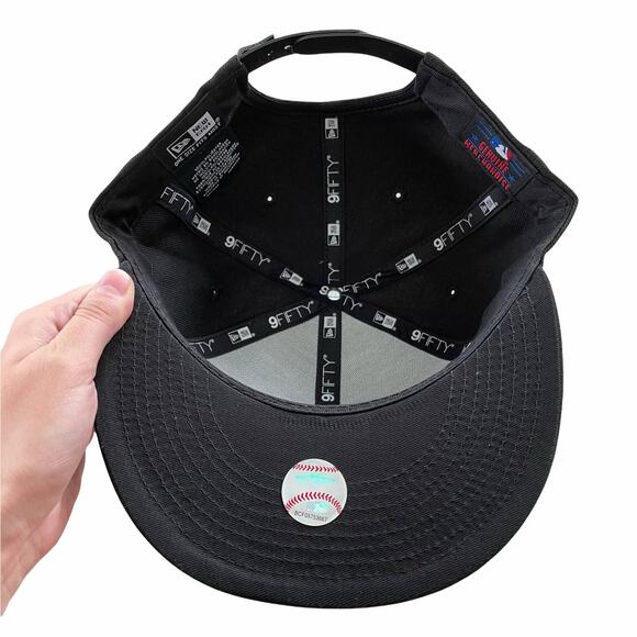 Minnesota Twins New Era Silver Pop Snapback Hat - Picture 4 of 4